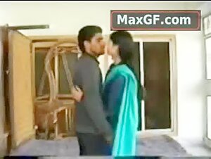 Desi indian amateur woman with nice body gets fucked real hardman