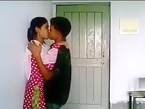 VID-20170724-PV0001-Thakurli (IM) Hindi 19 yrs old unmarried girl boobs sucked by her neighbour lover sex porn video